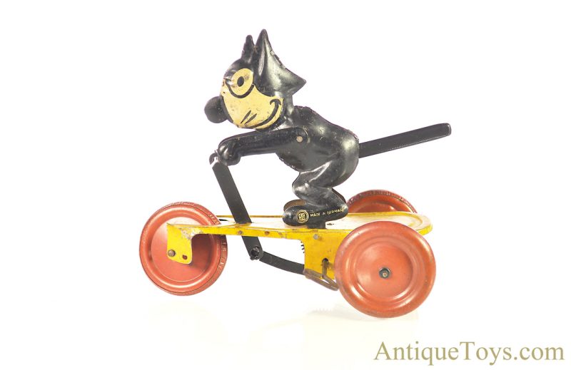 S.G. Gunthermann Tin Lithographed Windup Felix the Cat on Scooter *SOLD - Image 2