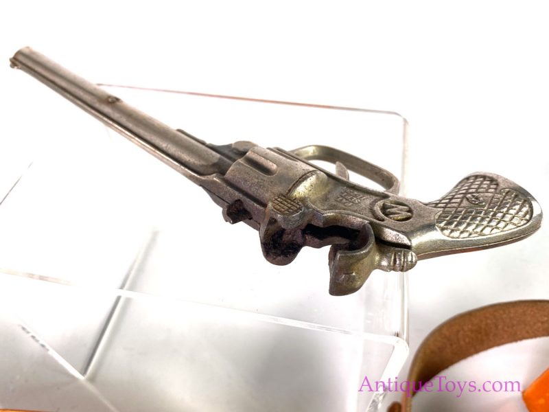 Kenton Ride 'Em Cowboy Toy Cap Gun with Box <FONT COLOR="ff000 ">*SOLD*</font> - Image 4