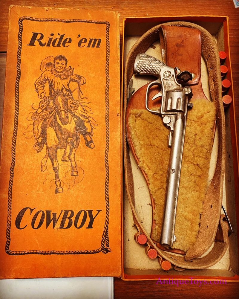 Kenton Ride 'Em Cowboy Toy Cap Gun with Box <FONT COLOR="ff000 ">*SOLD*</font> - Image 15