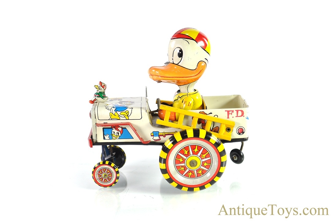 Linemar Marx Tin Lithographed Windup “Mechanical Fire Chief Donald