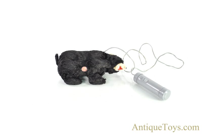 Masudaya Modern Toys (MT) "The Battery Operated Walking Bear Bruno" Japanese Toy with Box <FONT COLOR="ff000 ">*SOLD*</font> - Image 4