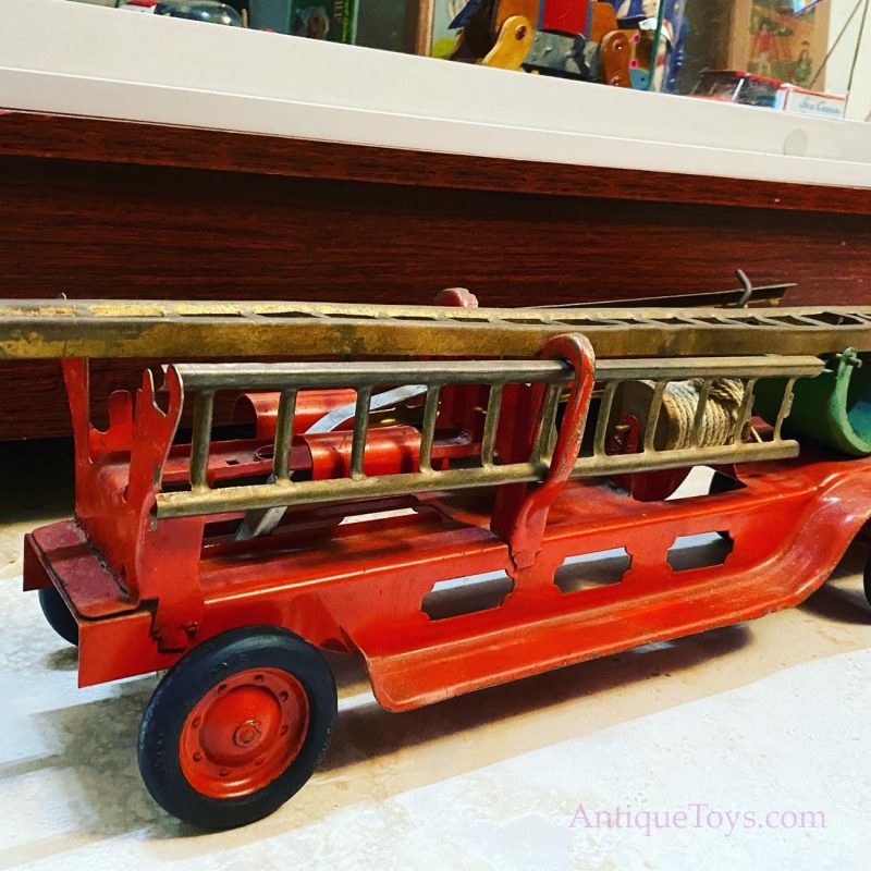 Turner Fire Hook and Ladder Truck, 1935 <FONT COLOR="ff000 ">*SOLD*</font> - Image 4