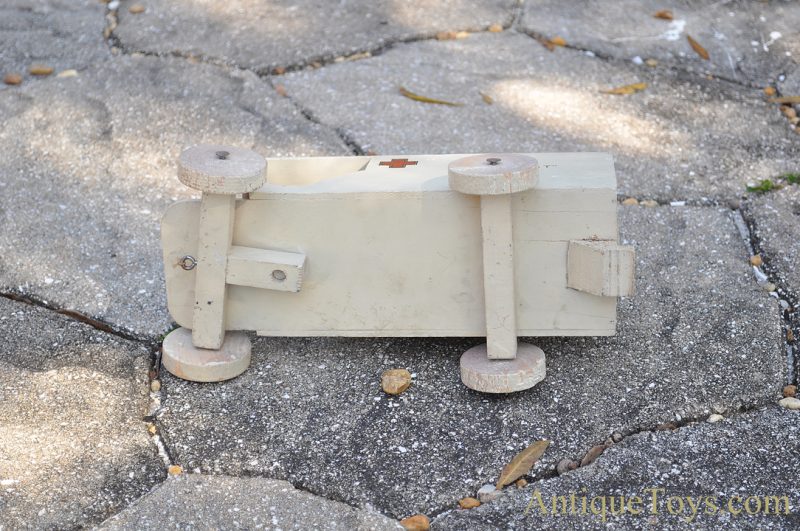 Auto-Crat Shapleigh Hardware Co. ca. 1918 Wooden Red Cross Ambulance <FONT COLOR="ff000 ">*SOLD*</font> - Image 8