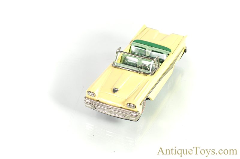 Bandai #584 '58 Ford Fairlane 500 Convertible Tin Lithographed Friction Japan Scale Model with Box <FONT COLOR="ff000 ">*SOLD*</font> - Image 6