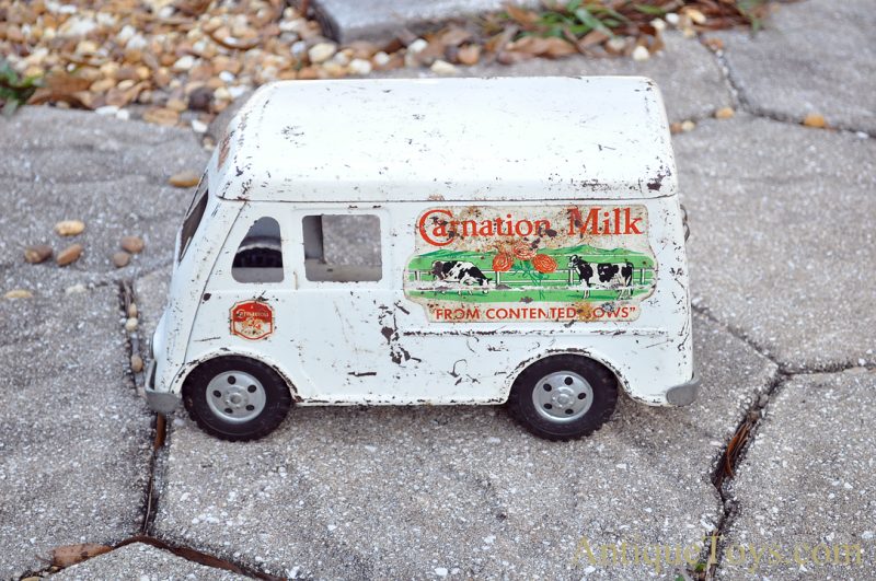Tonka Private Label "Carnation Milk" Pressed Steel Delivery Truck<FONT COLOR="ff000 ">*SOLD*</font> - Image 2