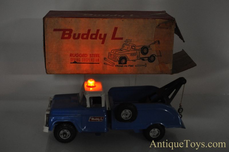 Buddy L Pressed Steel #5427 Flat Tire Wrecker with Flashing Light in Box <FONT COLOR="ff000 ">*SOLD*</font> - Image 2