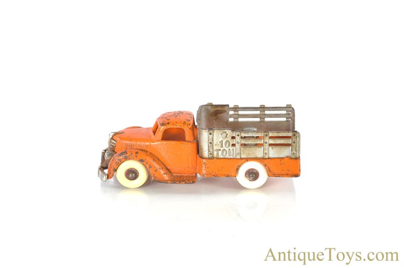Hubley Cast Iron 10 Ton Stake Truck <FONT COLOR="ff000 ">*SOLD*</font> - Image 3