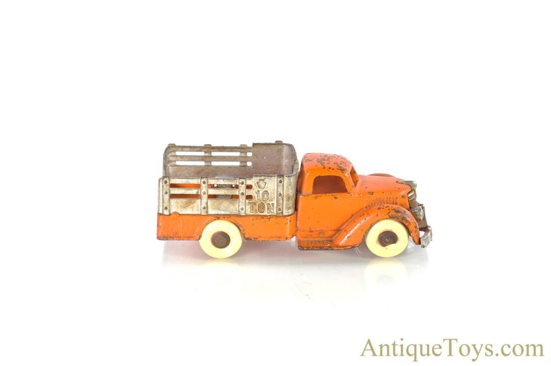 Hubley Cast Iron 10 Ton Stake Truck <FONT COLOR="ff000 ">*SOLD*</font>