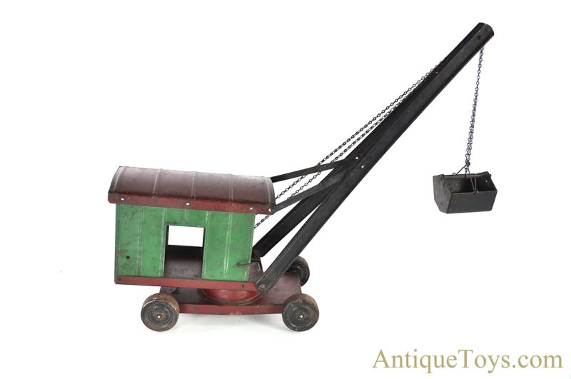 Structo Manufacturing Co. Pressed Steel Clam Shell Construction Digger <FONT COLOR="ff000 ">*SOLD*</font>