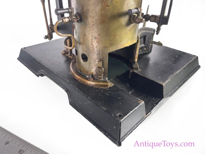 Marklin ca. 1918 Vertical Steam Engine 4112/11 <FONT COLOR="ff000 ">*SOLD*</font> - Image 6
