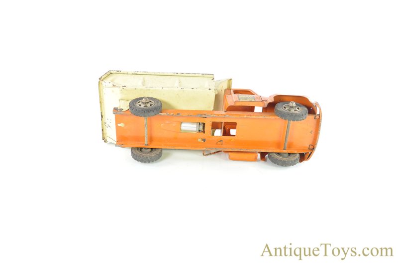 Buddy L Pressed Steel Hydraulic Dump Truck <FONT COLOR="ff000 ">*SOLD*</font> - Image 4