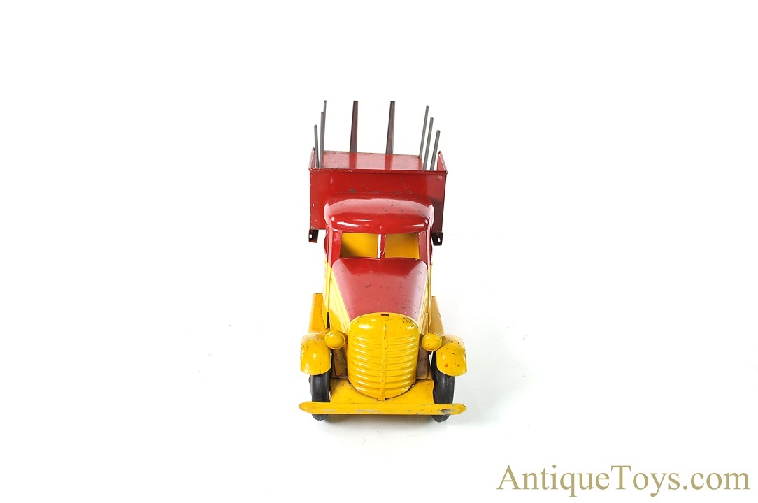 Structo Manufacturing Co. Pressed Steel Construction Co. Stake Truck with Ramps <FONT COLOR="ff000 ">*SOLD*</font> - Image 6