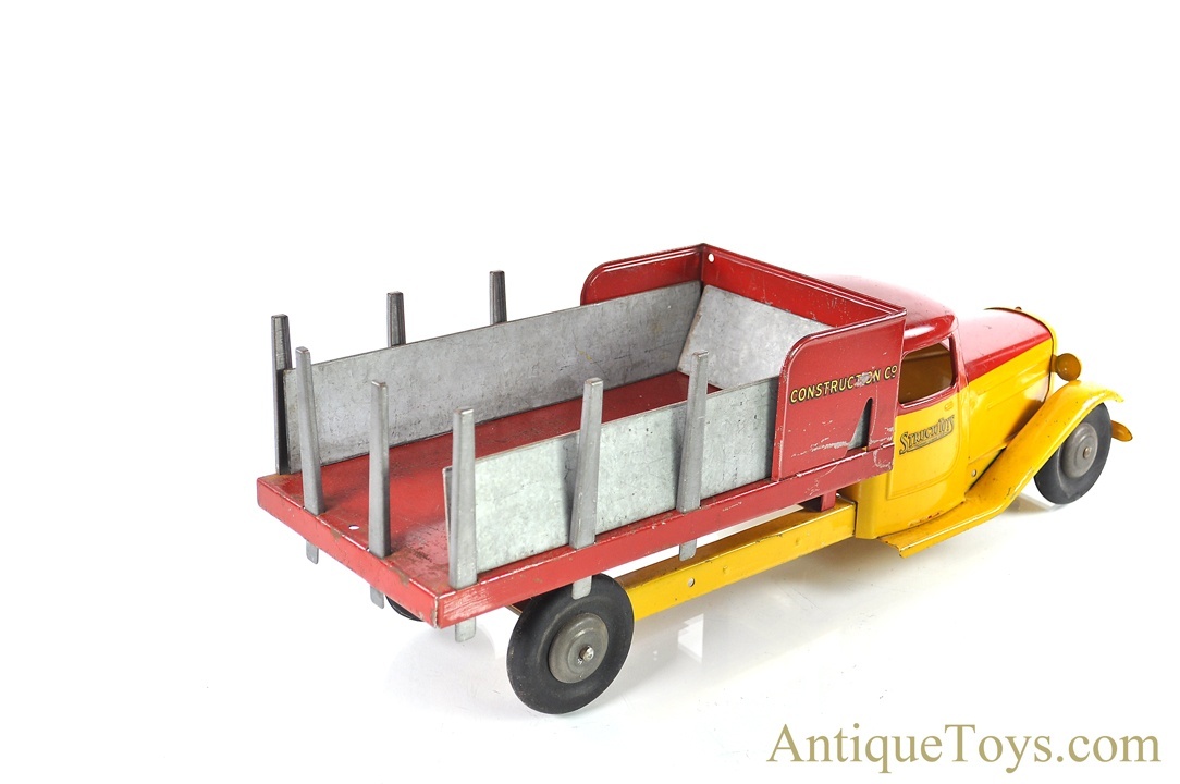 Structo Manufacturing Co. Pressed Steel Construction Co. Stake Truck with Ramps <FONT COLOR="ff000 ">*SOLD*</font> - Image 5