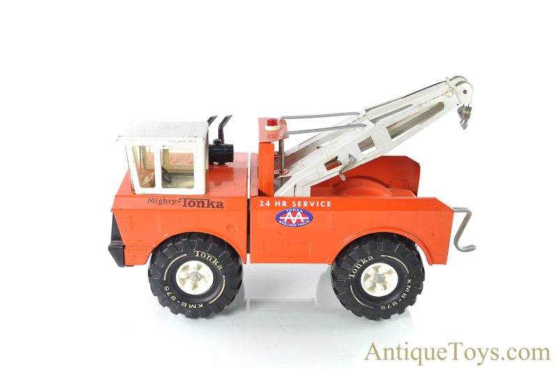 Tonka Pressed Steel Mighty Tonka 24 Hr. Service AA Wrecker Tow Truck <FONT COLOR="ff000 ">*SOLD*</font> - Image 2