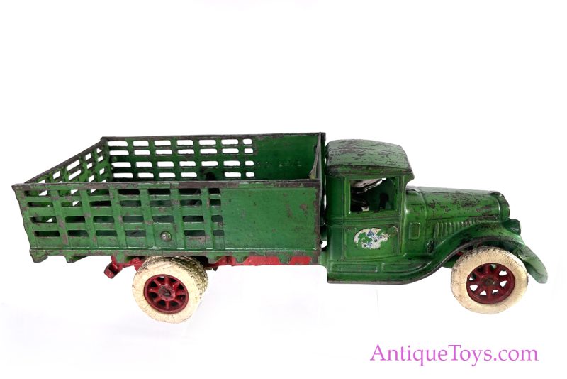 Arcade International Truck Cast Iron Stake Truck <FONT COLOR="ff000 ">*SOLD*</font> - Image 11