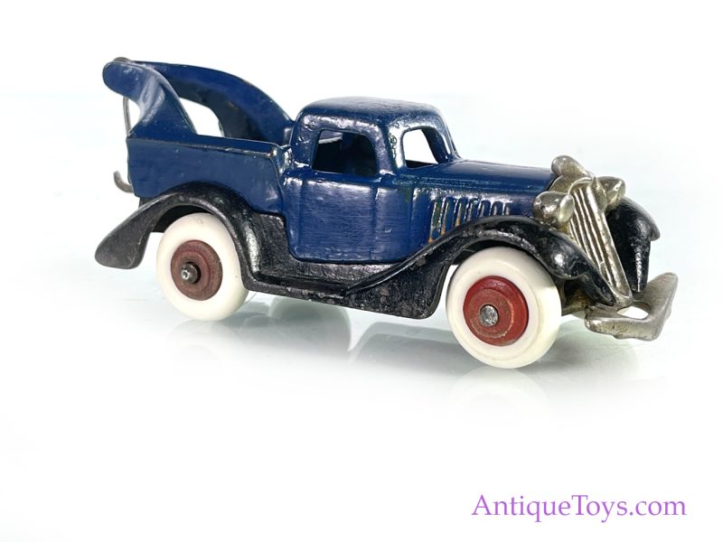 Hubley Cast Iron Terraplane Tow Truck <FONT COLOR="ff000 ">*SOLD*</font>