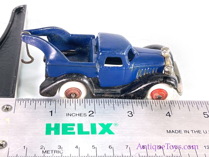 Hubley Cast Iron Terraplane Tow Truck <FONT COLOR="ff000 ">*SOLD*</font> - Image 2
