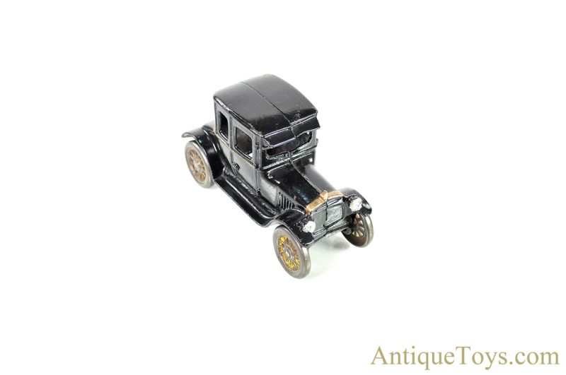 A.C. Williams Cast Iron Ford Model T Coupe <FONT COLOR="ff000 ">*SOLD*</font> - Image 4