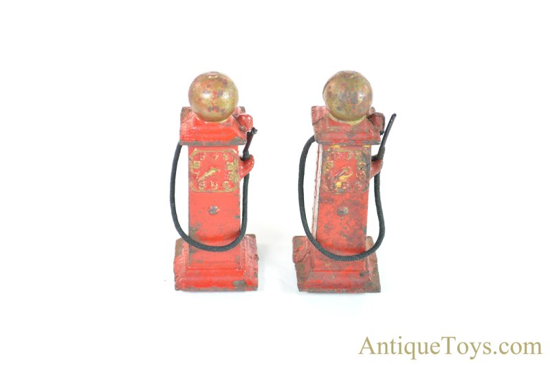 Arcade Cast Iron Set of 2 Gas Pumps for Sale <FONT COLOR="ff000 ">*SOLD*</font>