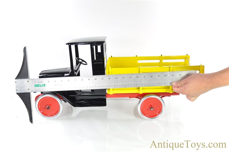 Buddy L Pressed Steel Baggage Line Truck <FONT COLOR="ff000 ">*SOLD*</font> - Image 4