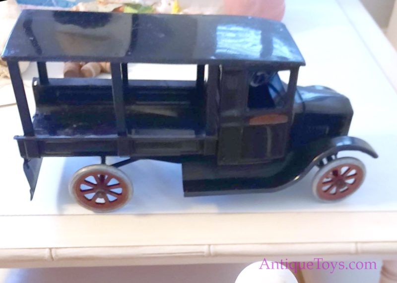 Buddy L Huckster Flivver Truck *SOLD*<FONT COLOR="ff000 ">*SOLD*</font>