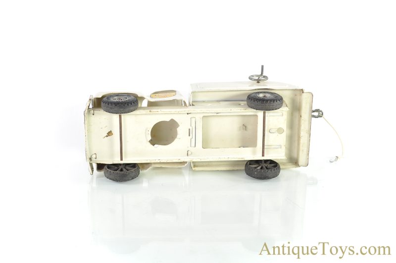 Buddy L Pressed Steel Electric Emergency Unit Tow Truck <FONT COLOR="ff000 ">*SOLD*</font> - Image 3