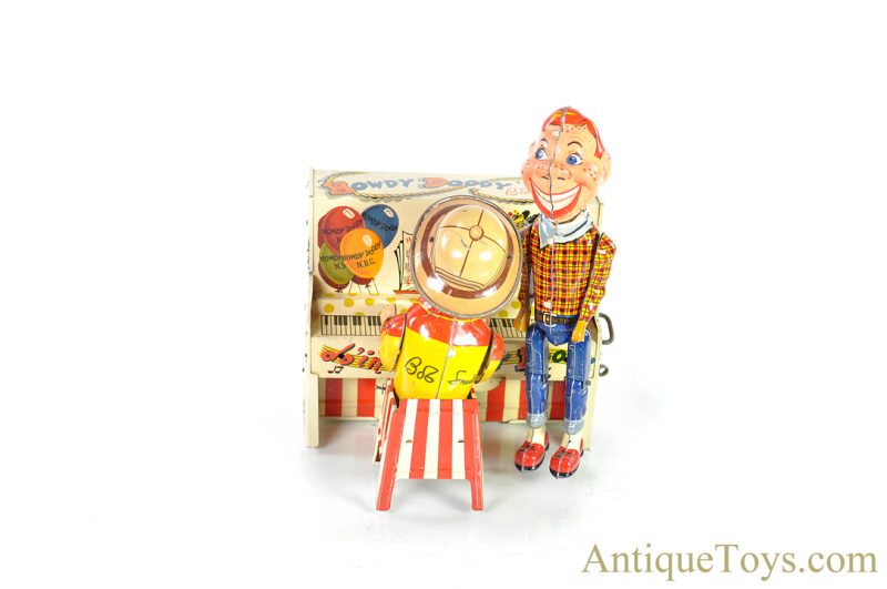 Unique Art “Doin' the Howdy Doody” Howdy Doody & Bob Smith Tin Lithographed Windup Piano Toy <FONT COLOR="ff000 ">*SOLD*</font> - Image 2