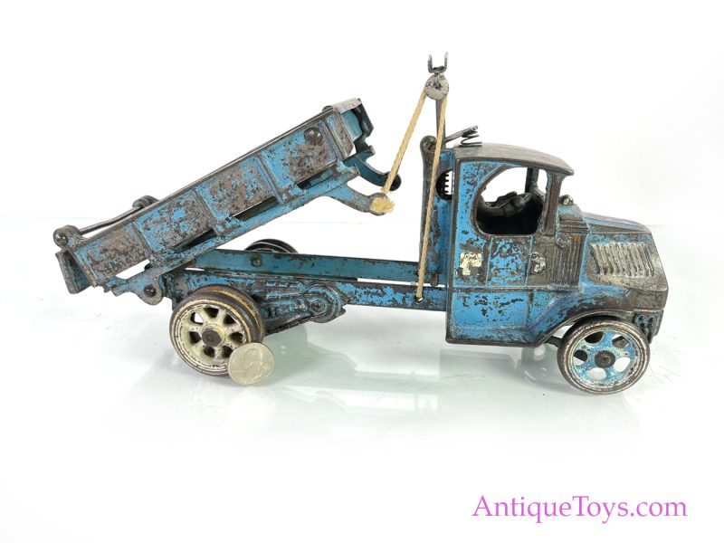 Arcade Cast Iron Mack Dump Truck Old Toy <FONT COLOR="ff000 ">*SOLD*</font>