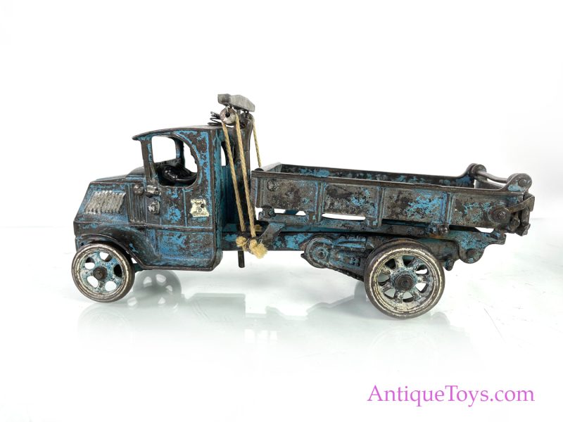Arcade Cast Iron Mack Dump Truck Old Toy <FONT COLOR="ff000 ">*SOLD*</font> - Image 7