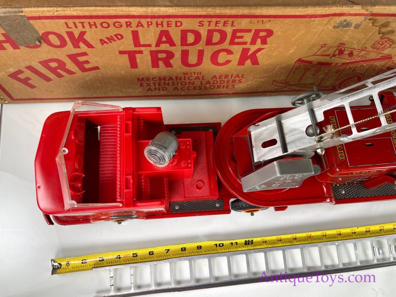 Marx Lithographed Pressed Steel Hook & Ladder Fire Truck in Box <FONT COLOR="ff000 ">*SOLD*</font> - Image 11