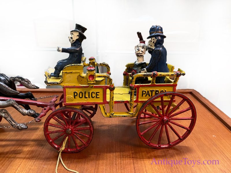 Kenton Toys Police Patrol Horse Drawn Carriage with Happy Hooligan <FONT COLOR="ff000 ">*SOLD*</font> - Image 8