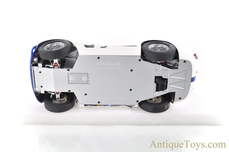 Pauls Model Art Minichamps Maserati Tipo 61 Birdcage Camoradi 1:12 Diecast Scale Model <FONT COLOR="ff000 ">*SOLD*</font> - Image 5