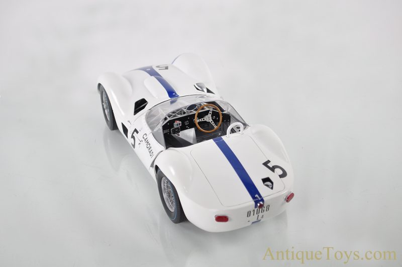 Pauls Model Art Minichamps Maserati Tipo 61 Birdcage Camoradi 1:12 Diecast Scale Model <FONT COLOR="ff000 ">*SOLD*</font> - Image 2