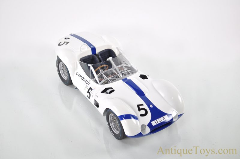 Pauls Model Art Minichamps Maserati Tipo 61 Birdcage Camoradi 1:12 Diecast Scale Model <FONT COLOR="ff000 ">*SOLD*</font>