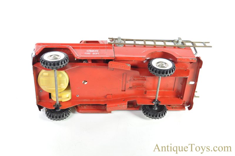 Structo Manufacturing Co. Pressed Steel Fire Dept. Fire Engine Ladder Truck <FONT COLOR="ff000 ">*SOLD*</font> - Image 3