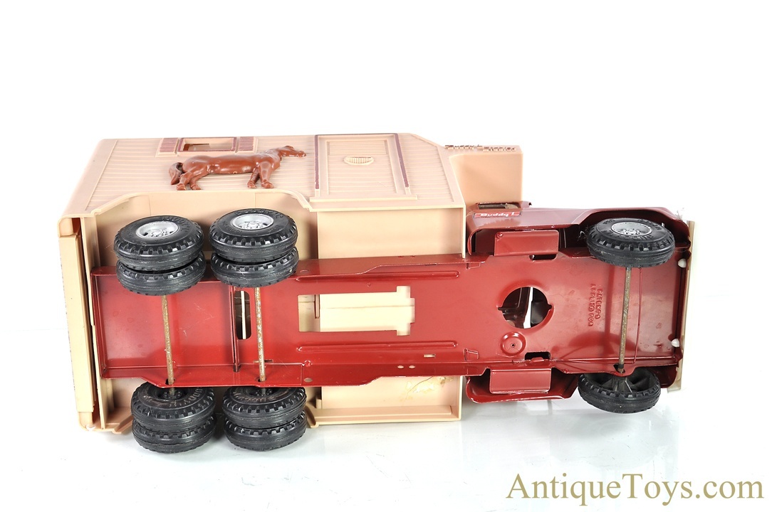 Buddy l stables truck shop