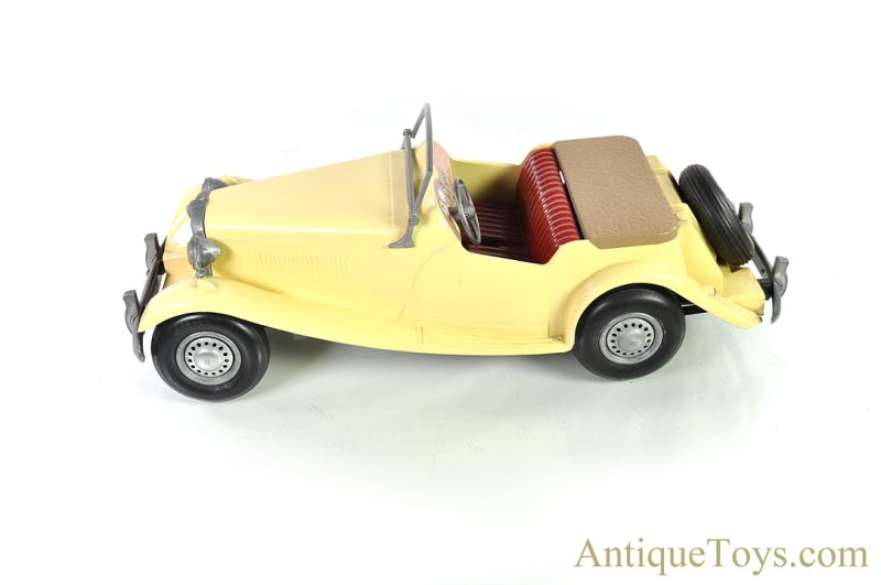 Doepke Model Toys Cast Aluminum MG TD T-Series Convertible Sports Car <FONT COLOR="ff000 ">*SOLD*</font> - Image 2