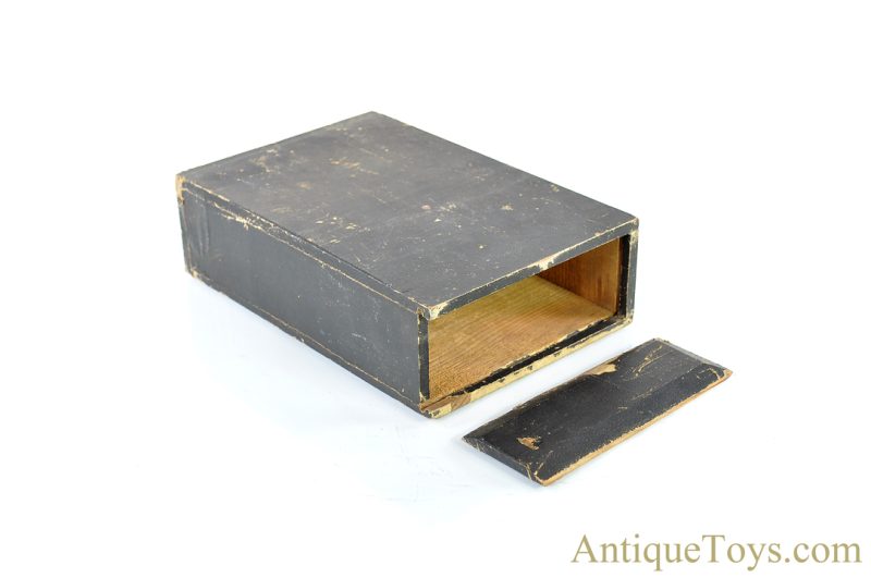 Ernst Plank “Lanterna Magica” No. 402 German Tin Oil Lamp Magic Lantern Projector Wooden Carrying Case, Slides Box & Lighting Accessory for Sale - Image 5