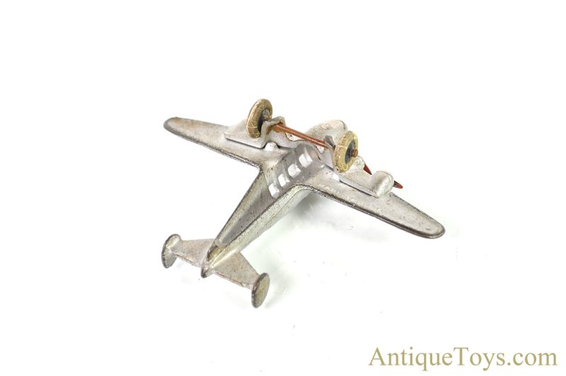 Hubley Cast Iron Four Prop Bomber <FONT COLOR="ff000 ">*SOLD*</font> - Image 6