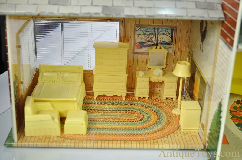 Marx Tin Lithographed Metal Suburban Colonial 2-Story Doll House <FONT COLOR="ff000 ">*SOLD*</font> - Image 3