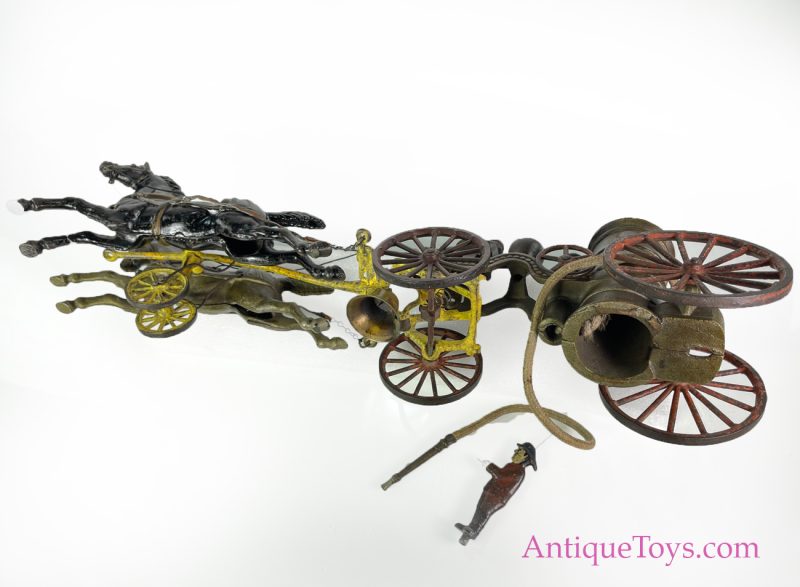 Hubley Cast Iron Fire Pumper Horse Drawn <FONT COLOR="ff000 ">*SOLD*</font> - Image 14