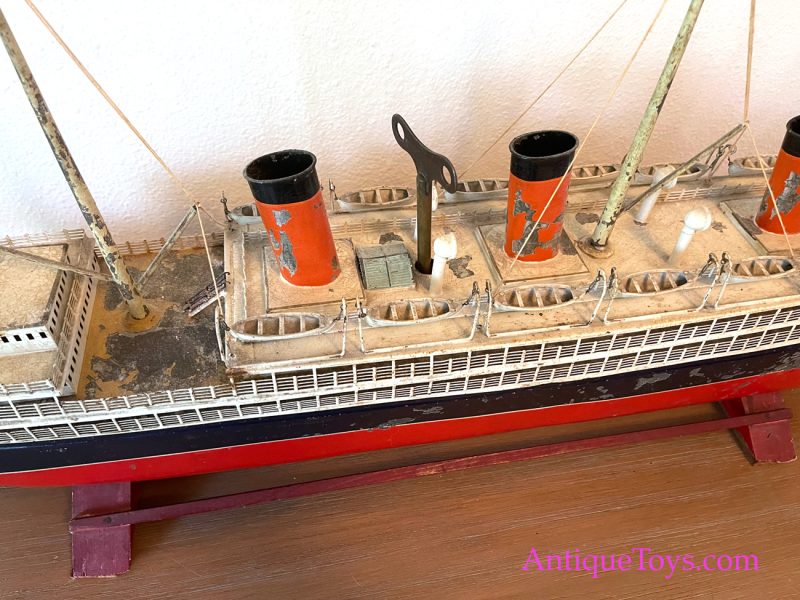 Bing Ocean Liner Tin Windup Leviathan 40" <FONT COLOR="ff000 ">*SOLD*</font> - Image 14