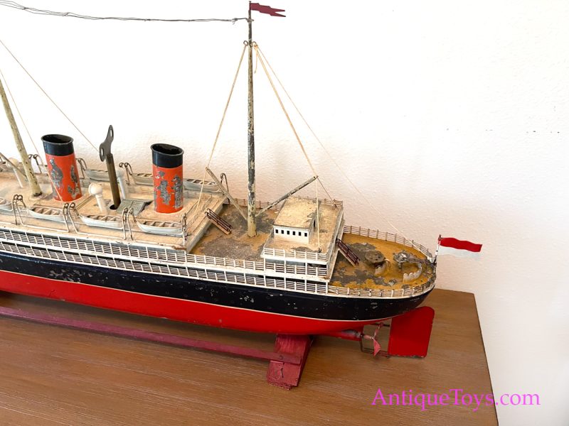 Bing Ocean Liner Tin Windup Leviathan 40" <FONT COLOR="ff000 ">*SOLD*</font> - Image 10