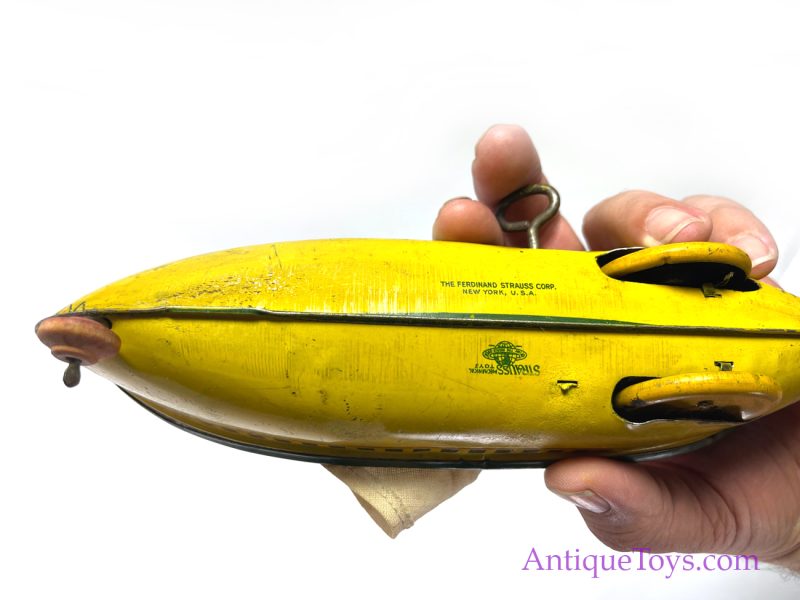 Strauss Mfg. Co. Tin Lithographed Windup Sail-A-Way Toy Canoe <FONT COLOR="ff000 ">*SOLD*</font> - Image 4