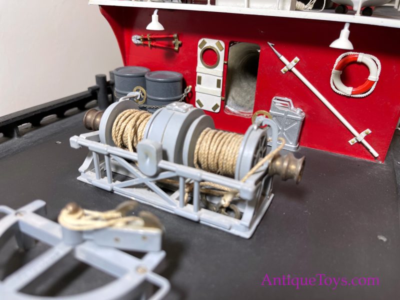 Museum Quality Tugboat Scale Model <FONT COLOR="ff000 ">*SOLD*</font> - Image 4