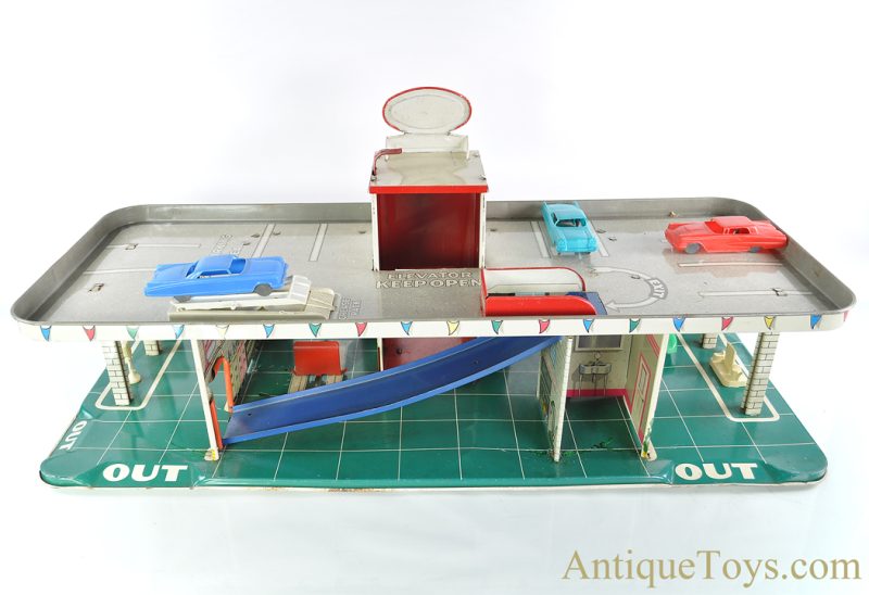 Marx Tin Lithographed "Service Center" & Accessories for Sale <FONT COLOR="ff000 ">*SOLD*</font> - Image 3