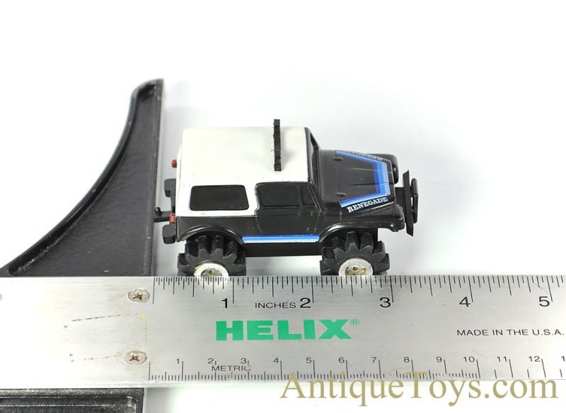 Schafer Mfg. Co. Plastic Battery Operated Stomper 4x4 Jeep Renegade <FONT COLOR="ff000 ">*SOLD*</font> - Image 7