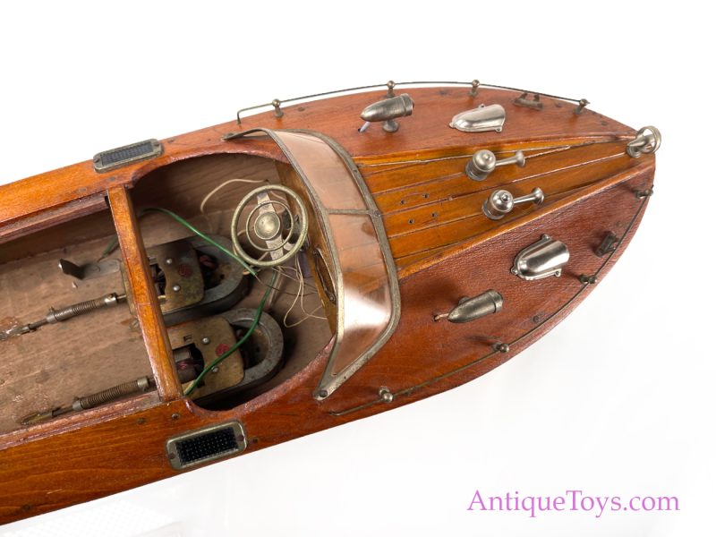 ITO Chris Craft Twin Propeller Speedboat <FONT COLOR="ff000 ">*SOLD*</font> - Image 11