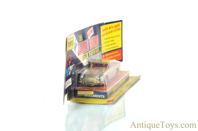 Corgi Toys Playcraft Toys Ltd. Diecast #270 Special Agent 007 "The New James Bond Aston Martin D.B.5" in Box <FONT COLOR="ff000 ">*SOLD*</font> - Image 6