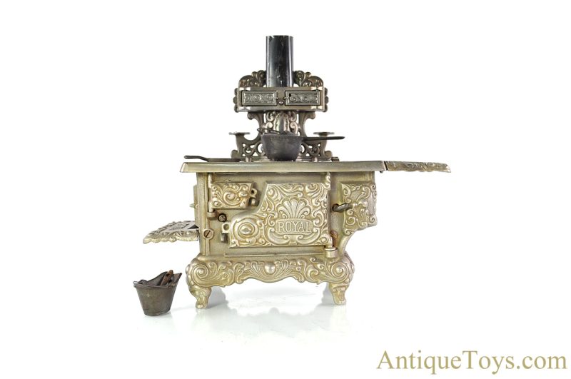 Kenton Cast Iron "Royal" Kitchen Stove or Range <FONT COLOR="ff000 ">*SOLD*</font>
